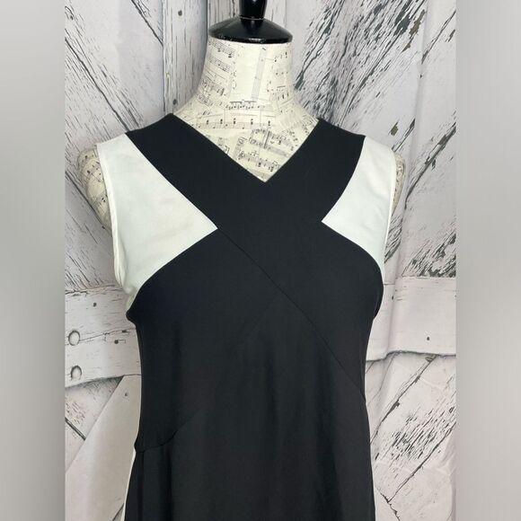 BCBGMaxazria Veronika High/Low Sleeveless Top Black White S - Picture 3 of 9